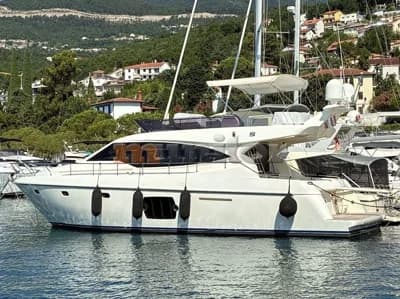 Ferretti 510 Fly 2