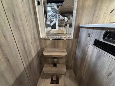 Maxima 920 Retro Cabin 3