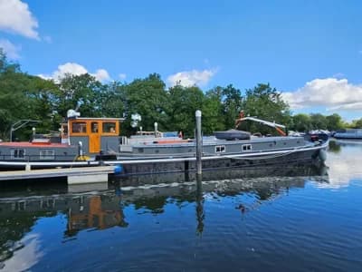 1928 Luxe Motor Dutch Barge Boat for Sale in Shepperton 2