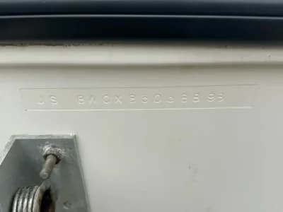 1998 Boston Whaler 17 Outrage Boat for Sale in Pwllheli 2