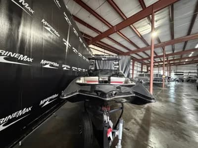 2014 Malibu Wakesetter 24 MXZ 2