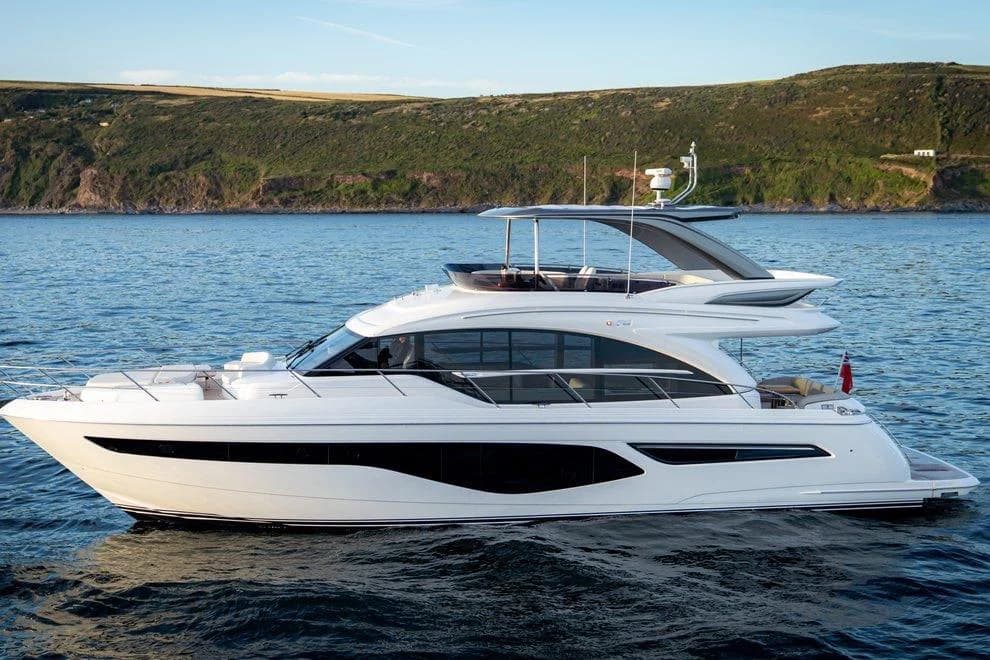 2021 Princess F62 | 63.5 ft