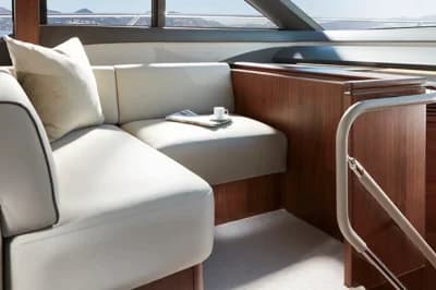 2021 Princess F62 | 63.5 ft 3