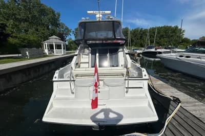 1990 Carver 380 Santego | 38 ft 3