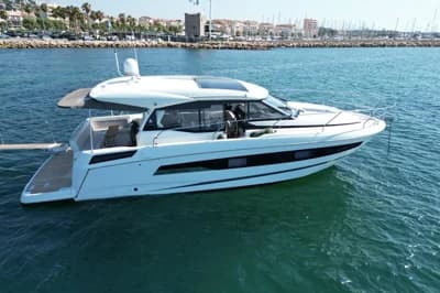 2021 Jeanneau NC 37 2