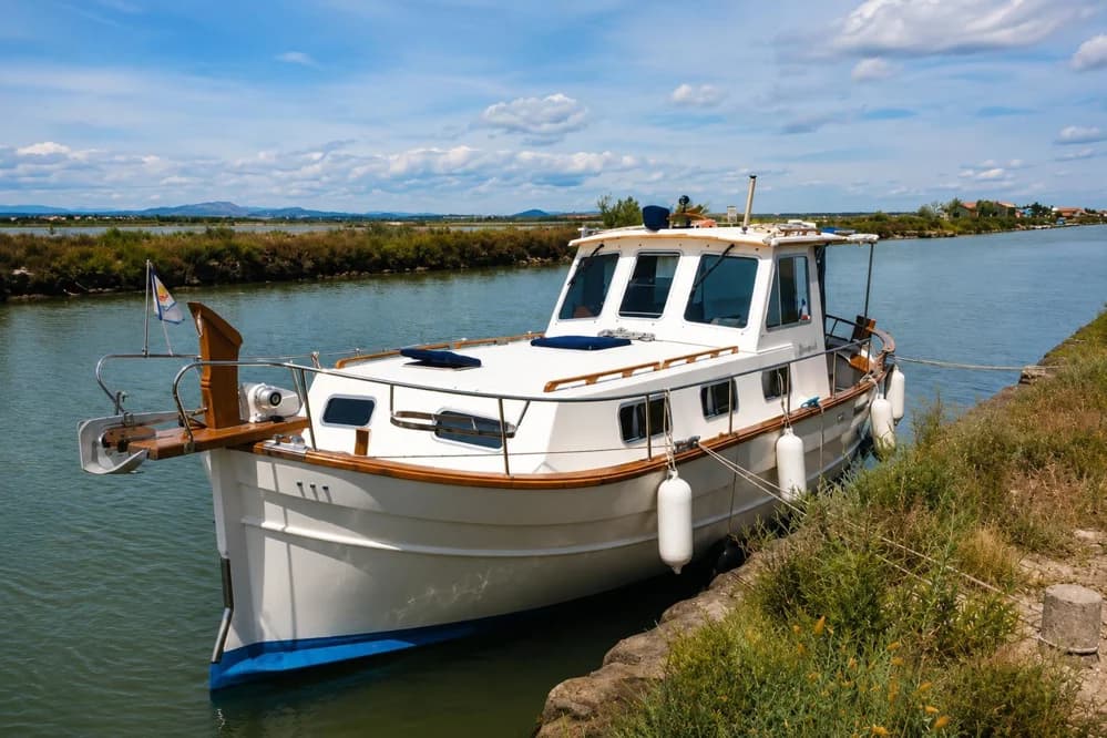 1996 Menorquin 55