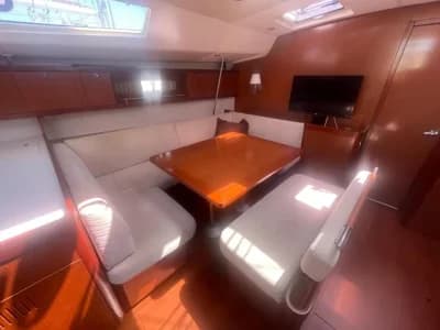 2010 Beneteau Oceanis 54 3