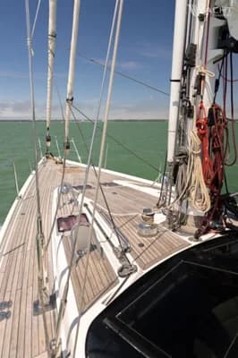 OYSTER MARINE LTD Oyster 655 3