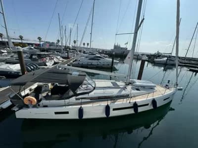 2022 Jeanneau Sun Odyssey 490 Boat for Sale in Cascais 2