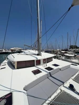 Lagoon 421 2