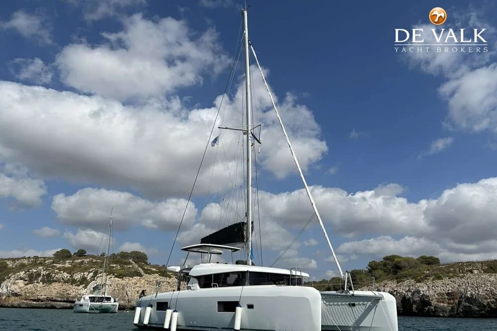 Lagoon 42