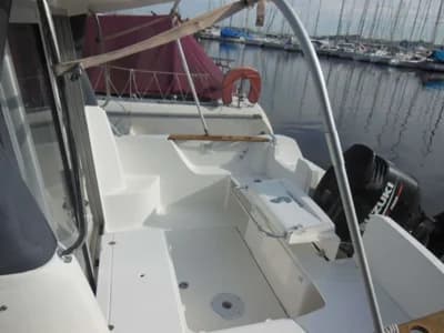 Bénéteau Antares 780 3