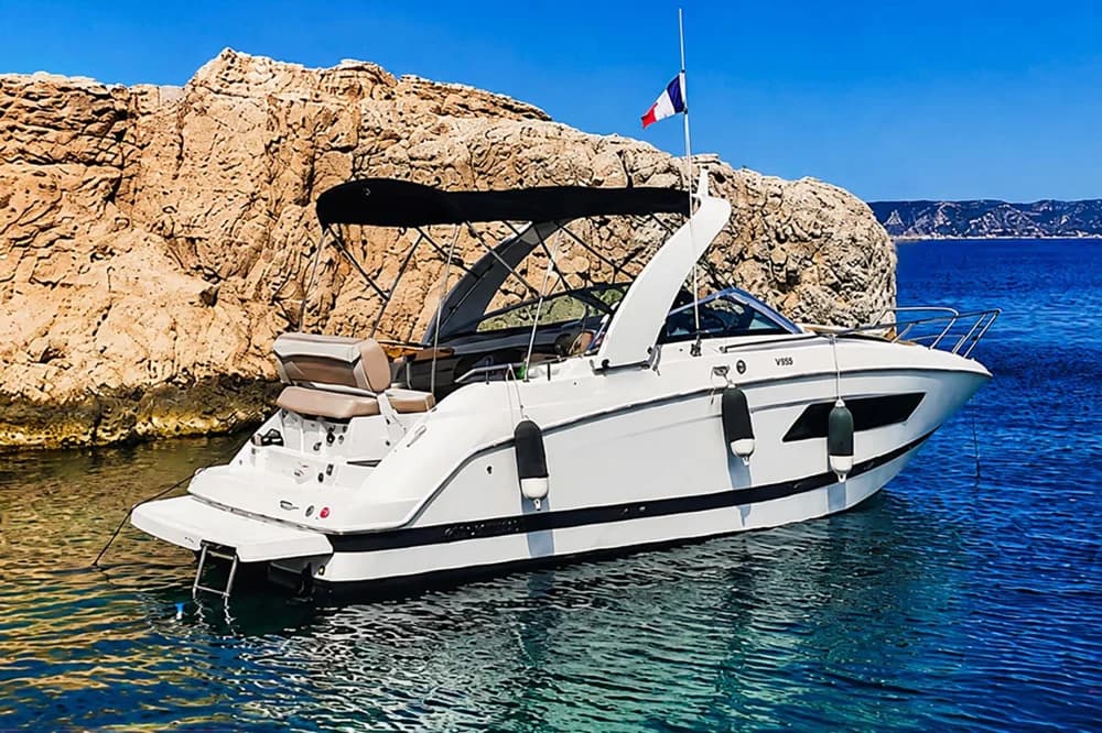 2018 Four Winns V255 | 8m