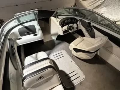 2010 Monterey 180 FS Boat for Sale in Cardiff Marina 3