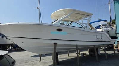 2018 Robalo R317 Dual Console | 9m 2