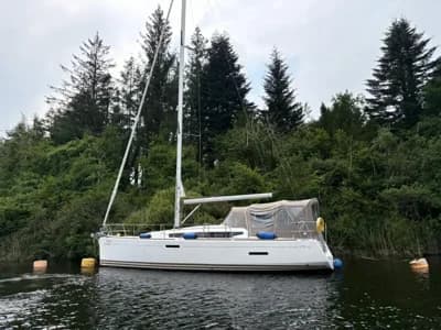 2014 Jeanneau Sun Odyssey 379 Boat for Sale in Dún Laoghaire 2