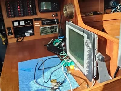 1978 Oyster UFO 34 Boat for Sale in Alicante 3