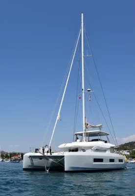 Lagoon 55 Flybridge 2