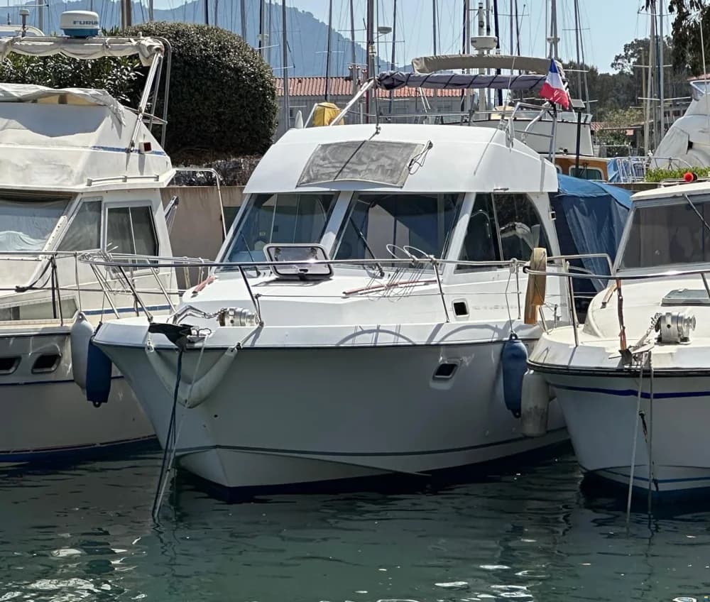 Beneteau Antares 9