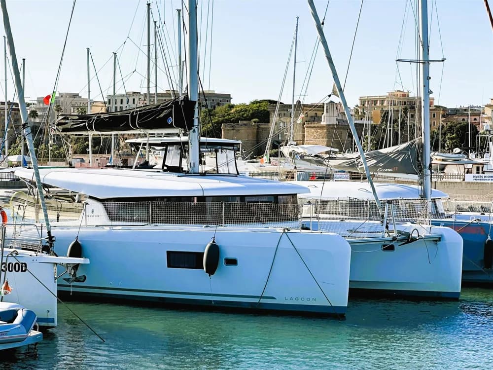 2020 Lagoon 42 | 13m