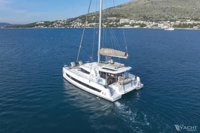 Bali Catamarans 4.2 2