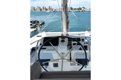 2015 Lagoon 560 S2 2