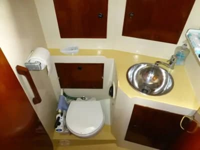 1993 Rival 36 Boat for Sale in Troon Yacht Haven 3