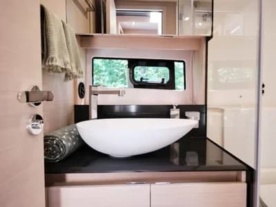 2025 Prestige 460 S Boat for Sale in Gottlieben 3