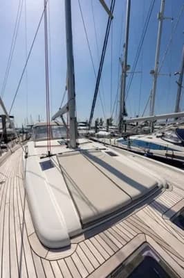 2021 Beneteau Oceanis 54 Boat for Sale in Lymington 2