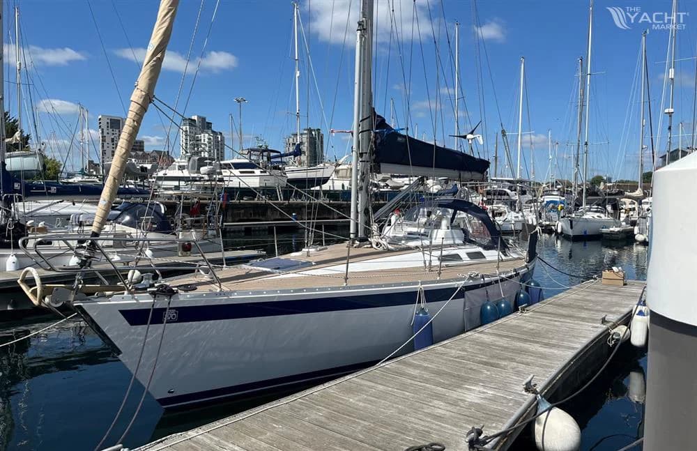 SWEDEN YACHTS 370