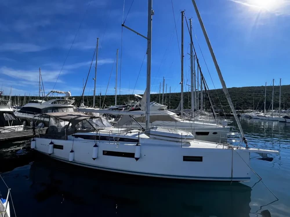 2020 Jeanneau Sun Odyssey 410 Boat for Sale in Dubrovnik