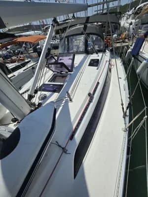 Bavaria Cruiser 37 3