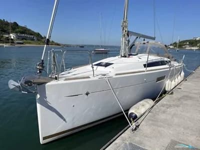Jeanneau Sun Odyssey 349 2