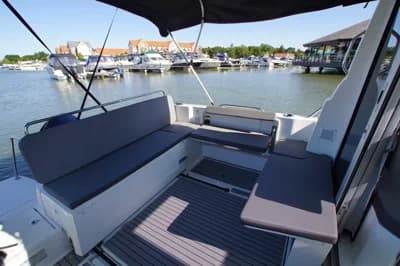 2023 Beneteau Antares 8 | 27 ft 3