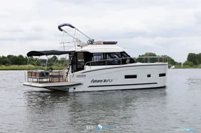 Cobra Yachts Futura 36 Premium Fly 2