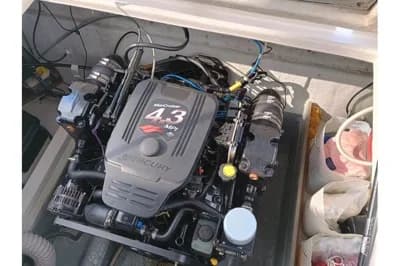 2006 Mano Marine 22,52 Cabin 3