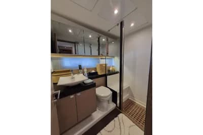 2018 Prestige 560 3