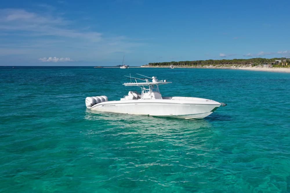 2016 Midnight Express 37 Open