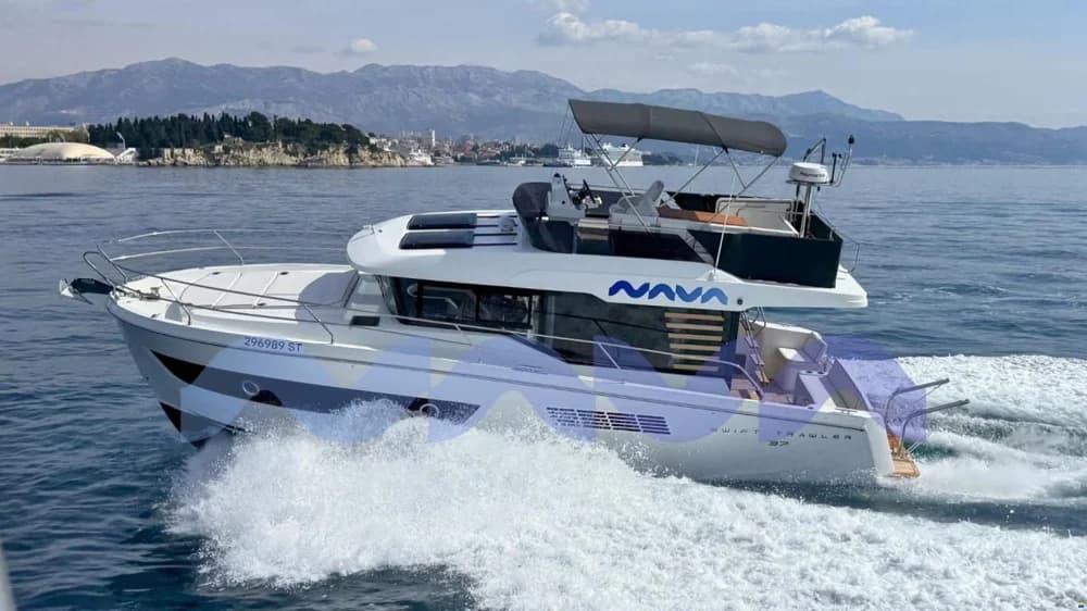 Beneteau NEW SWIFT TRAWLER 37 FLY