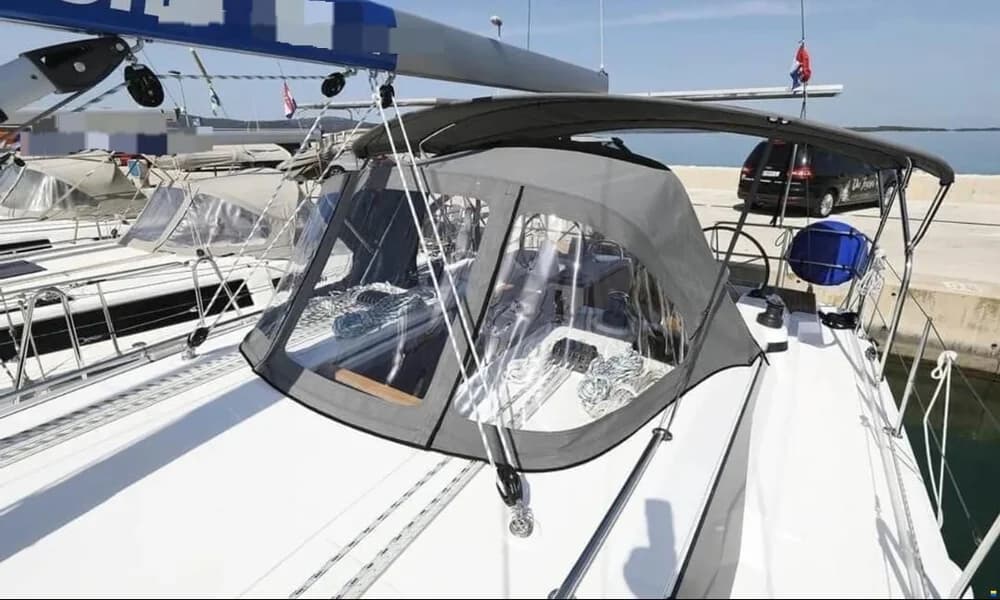 Bavaria C38