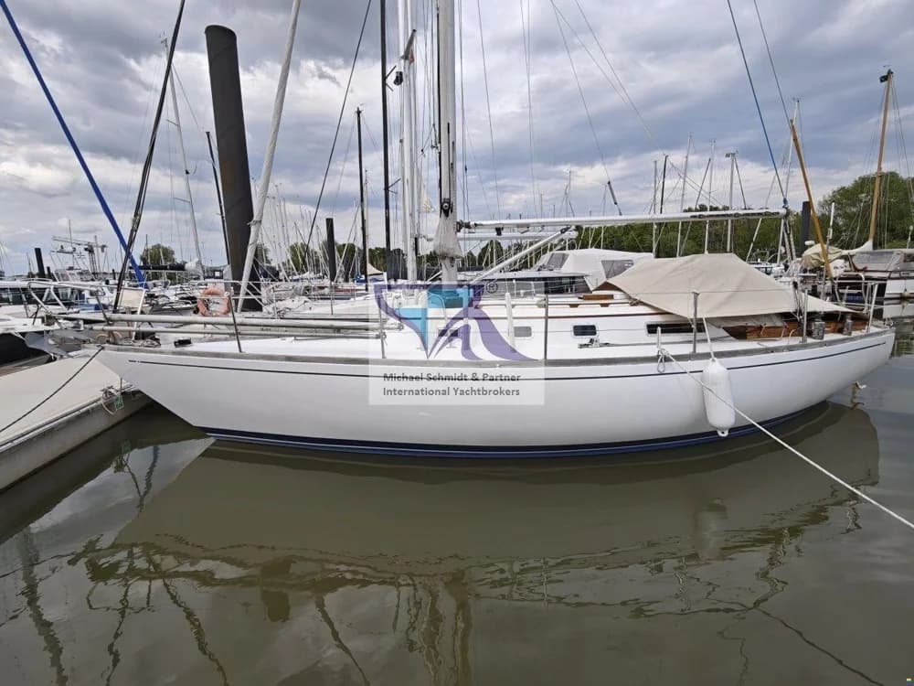 Olympia Yachts Carter 33