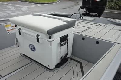 2026 Tracker Bass Tracker Classic CC 3