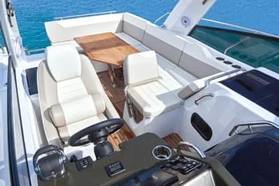 2019 Jeanneau Leader 30 OB | 30.2 ft 3