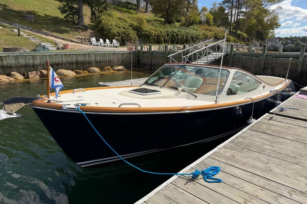 2007 Hinckley Talaria 29R | 29.2 ft