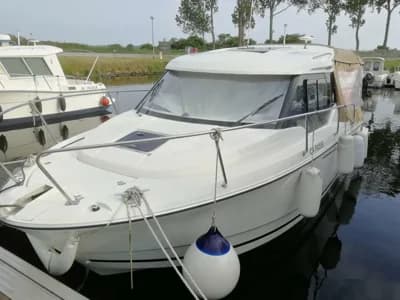 Jeanneau Merry Fisher 795 2