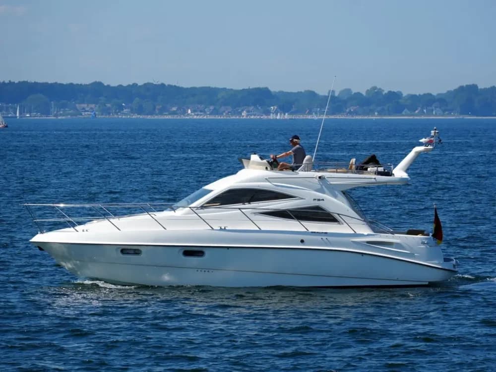 2004 Sealine F34 Boat for Sale in Laboe