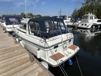 1988 Nimbus 3003 Boat for Sale in Norfolk Yacht Agency 2