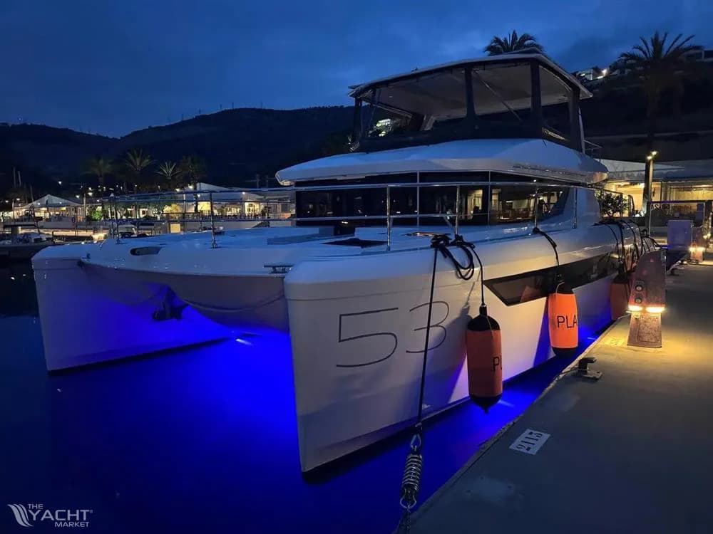 Leopard 53 Powercat