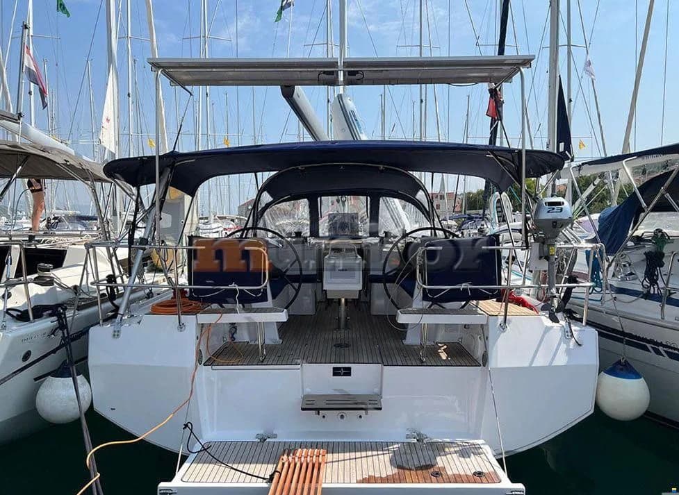 Bavaria C42