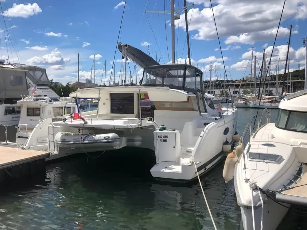 2009 Fountaine Pajot Salina 48 Boat for Sale in Marseille